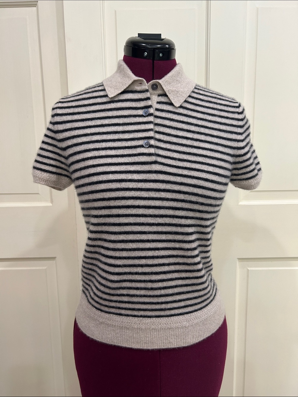 Banana Republic Lightweight Cashmere Short-Sleeve Sweater Polo - Size XS